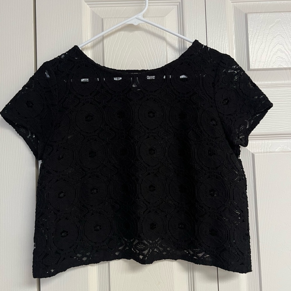 Black Lace Cropped Top